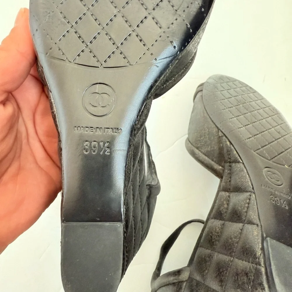Chanel Black Gold Fantasy Lambskin Leather Quilted Wedge Sandals EU 39.5